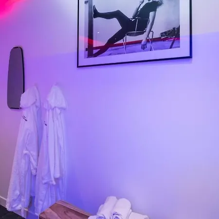 דירה Art Deco Champagne & *